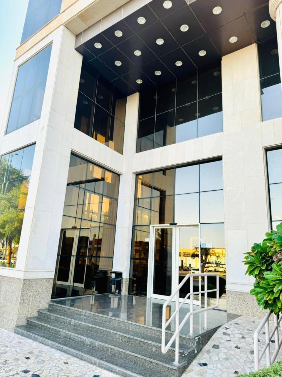 Seven Palaces Hotel Hafar Al-Batin Exterior photo